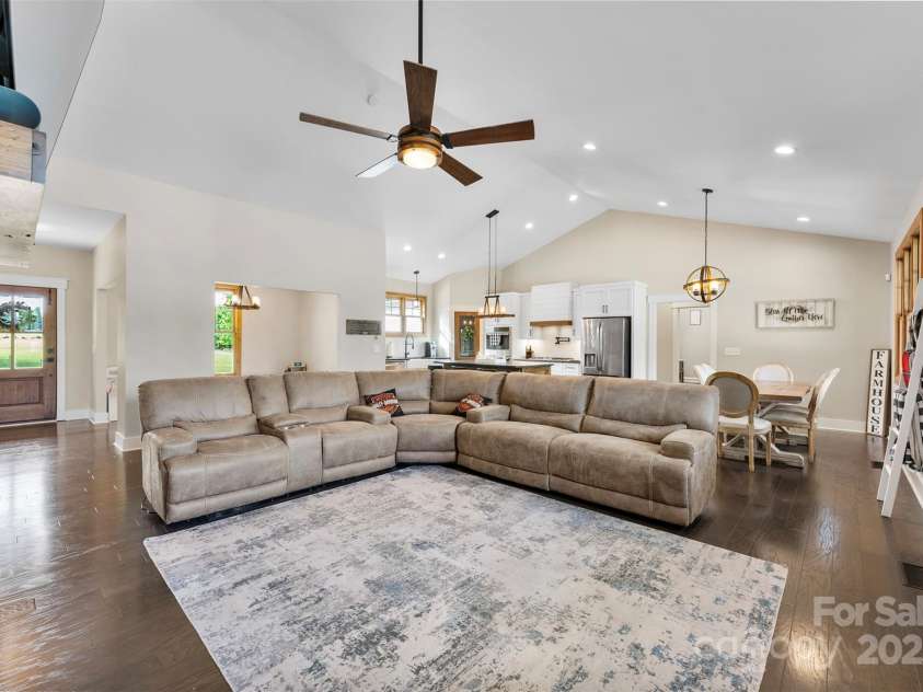 4453 Buffalo Shoals Road, Maiden, NC 28650.  MLS# CAR4251546, YatesRealty ID 13559. 