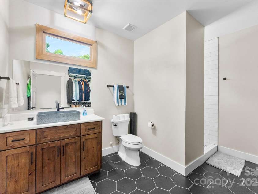 4453 Buffalo Shoals Road, Maiden, NC 28650.  MLS# CAR4251546, YatesRealty ID 13559. 