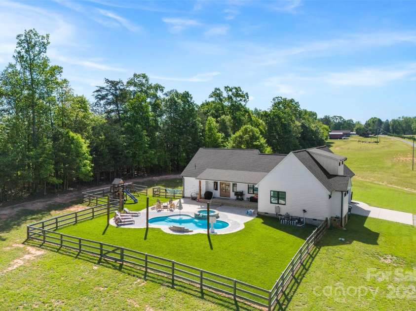4453 Buffalo Shoals Road, Maiden, NC 28650.  MLS# CAR4251546, YatesRealty ID 13559. 