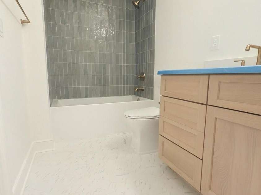 1519 Lynway Drive, Charlotte, NC 28203.  MLS# CAR4298826, YatesRealty ID 1356. Certain images have been virtually staged or digitally modified to demonstrate potential layout, furnishings, or finishes. These images are for illustrative purposes only and do not represent current furnishings or comple