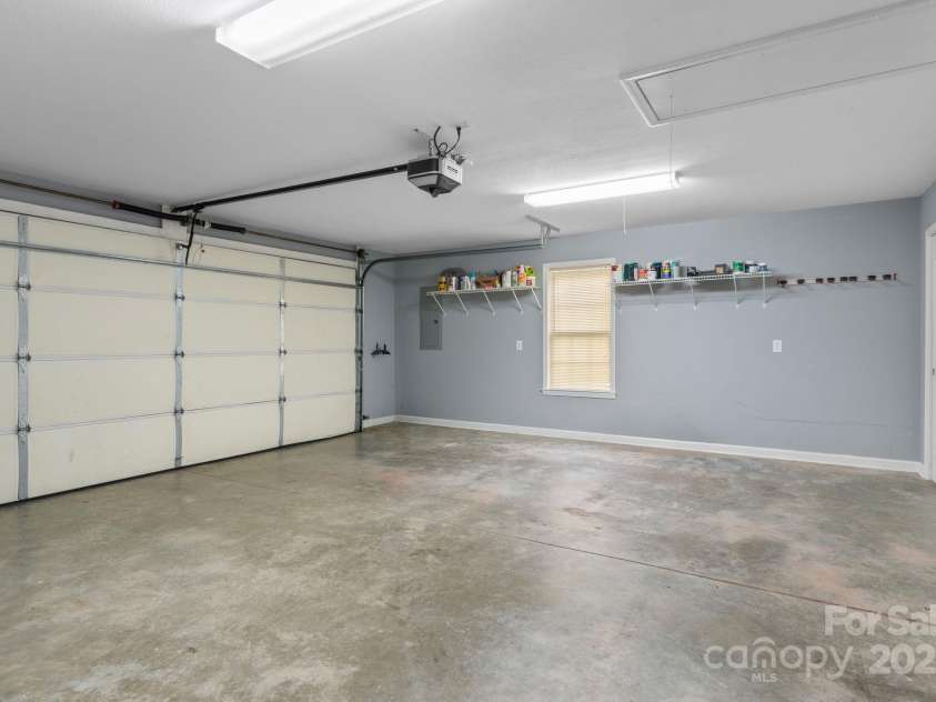 57 Stonebridge Drive, Asheville, NC 28805.  MLS# CAR4216613, YatesRealty ID 13561. 