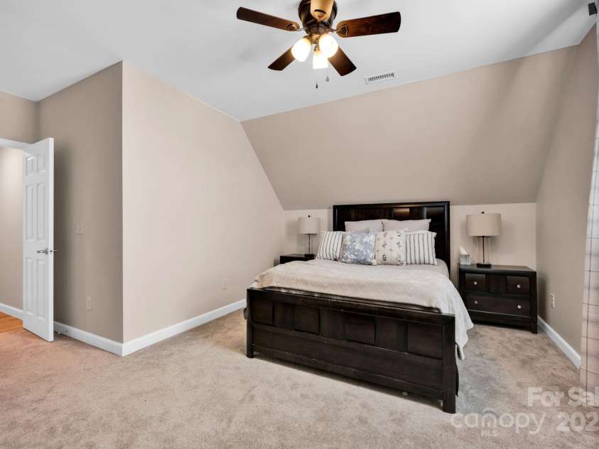 126 Top Flite Drive, Statesville, NC 28677.  MLS# CAR4245940, YatesRealty ID 13563. Bonus room