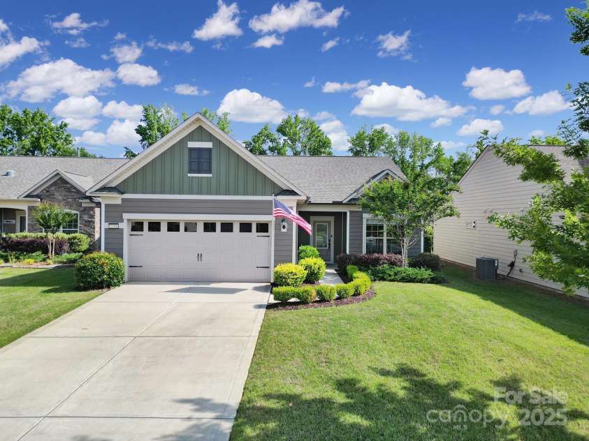 2364 Delaney Drive, Fort Mill, SC 29715.  MLS# CAR4259371, YatesRealty ID 13566. 