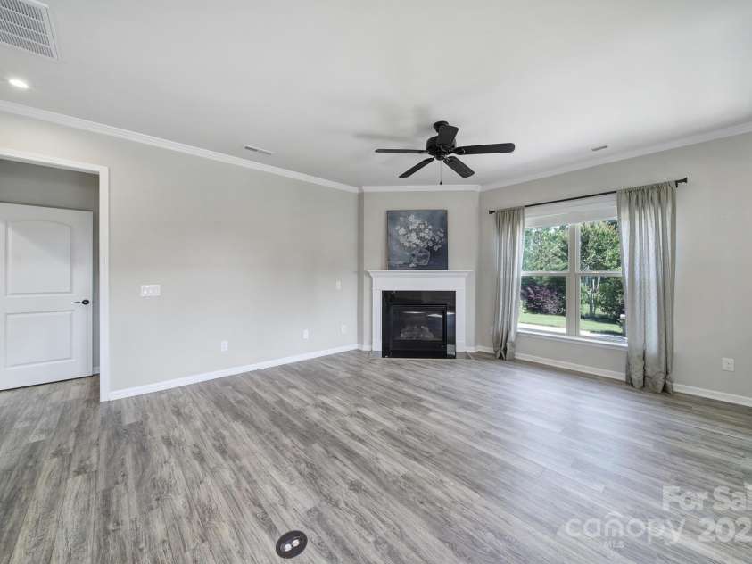 2364 Delaney Drive, Fort Mill, SC 29715.  MLS# CAR4259371, YatesRealty ID 13566. 