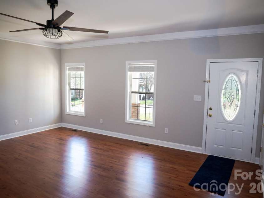 1009 Preston Drive, Lowell, NC 28098.  MLS# CAR4357037, YatesRealty ID 13567. 