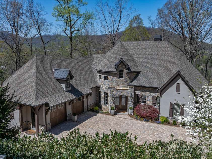 349 Stoneledge Trail, Arden, NC 28704.  MLS# CAR4238102, YatesRealty ID 13568. 