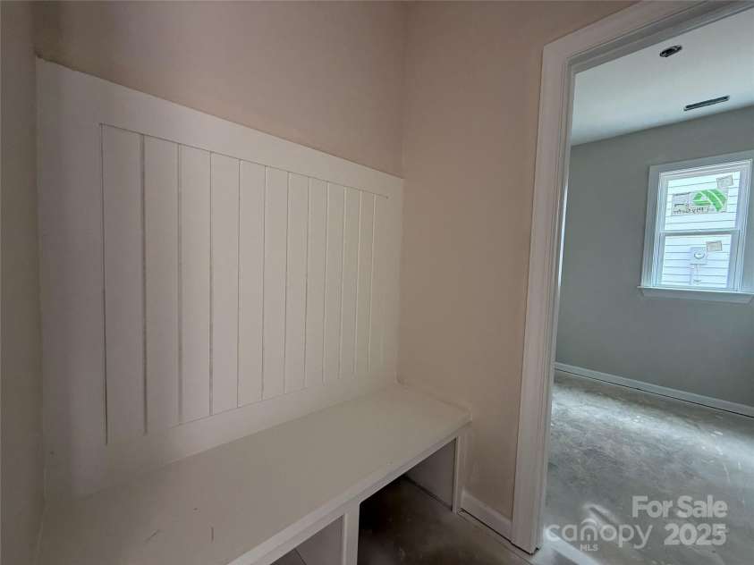 2210 Camber Drive, Gastonia, NC 28054.  MLS# CAR4223870, YatesRealty ID 13569. Mud Room