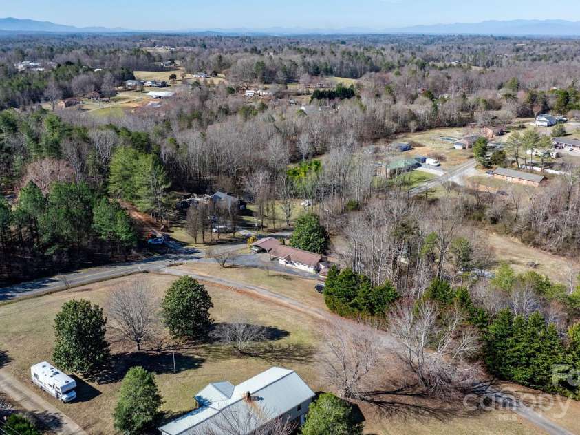 4196 Mountain View Circle, Lenoir, NC 28645.  MLS# CAR4227703, YatesRealty ID 1357. 