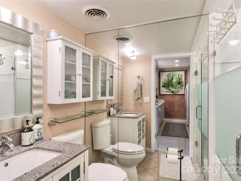 452 Main Street, Davidson, NC 28036.  MLS# CAR4233855, YatesRealty ID 13570. 