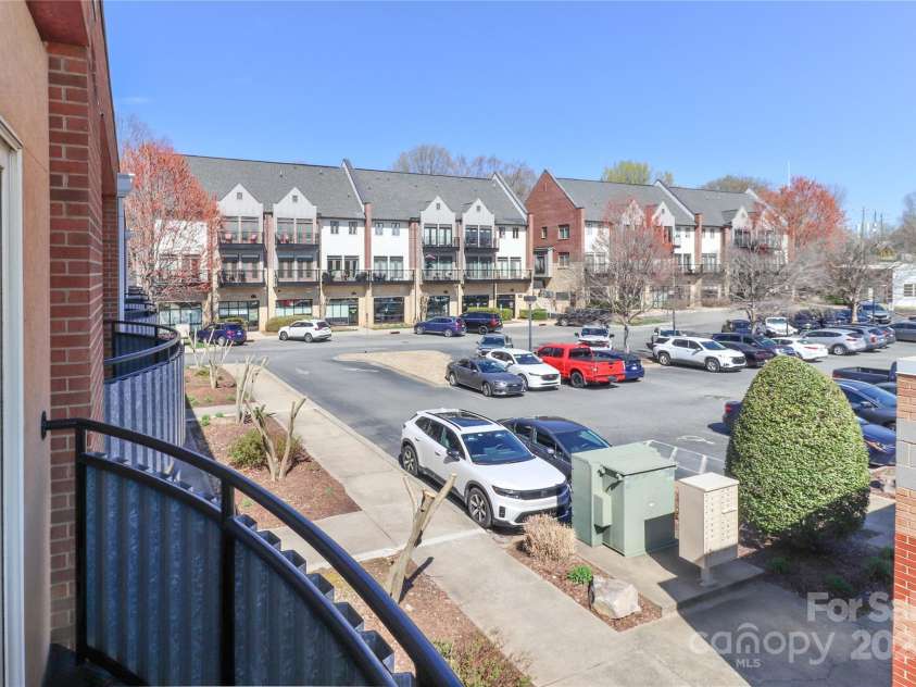 452 Main Street, Davidson, NC 28036.  MLS# CAR4233855, YatesRealty ID 13570. 