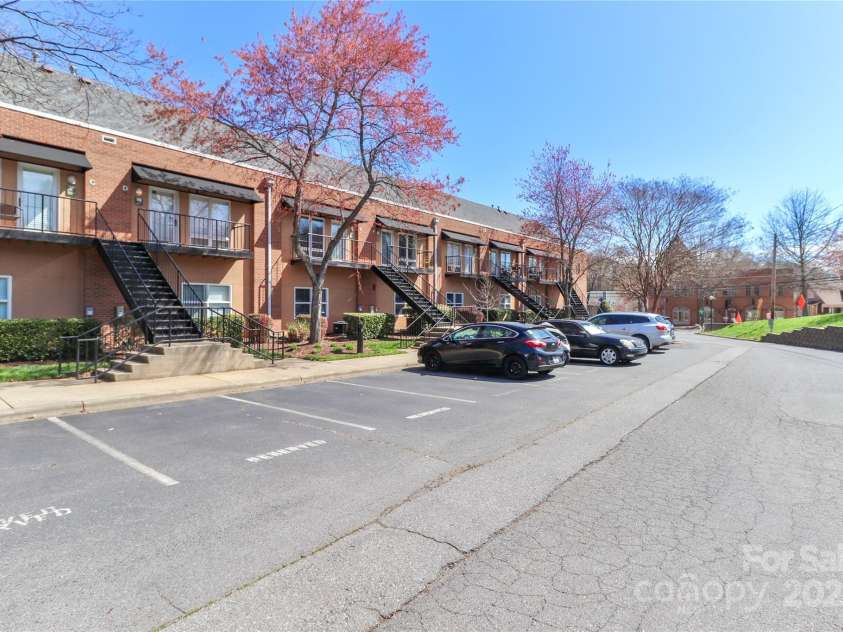 452 Main Street, Davidson, NC 28036.  MLS# CAR4233855, YatesRealty ID 13570. 