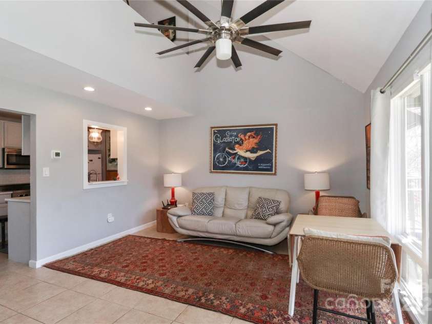 452 Main Street, Davidson, NC 28036.  MLS# CAR4233855, YatesRealty ID 13570. 