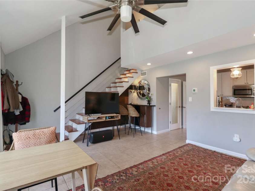 452 Main Street, Davidson, NC 28036.  MLS# CAR4233855, YatesRealty ID 13570. 