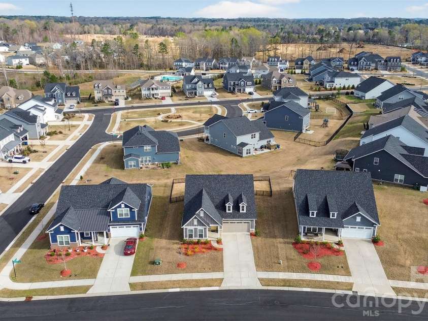 709 Hinterland Lane, Matthews, NC 28104.  MLS# CAR4358766, YatesRealty ID 13570. 