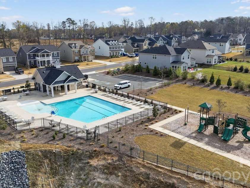 709 Hinterland Lane, Matthews, NC 28104.  MLS# CAR4358766, YatesRealty ID 13570. 