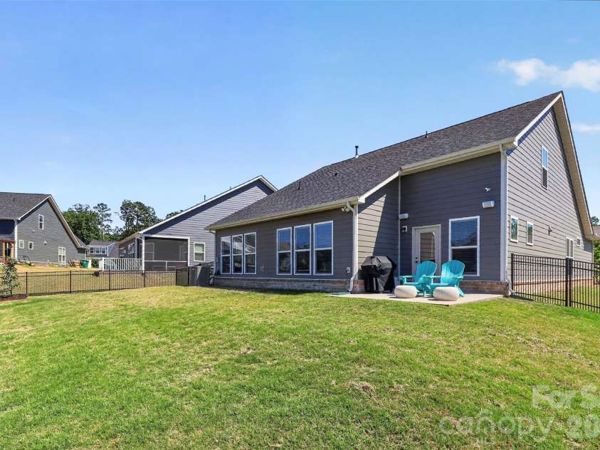 709 Hinterland Lane, Matthews, NC 28104.  MLS# CAR4358766, YatesRealty ID 13570. 