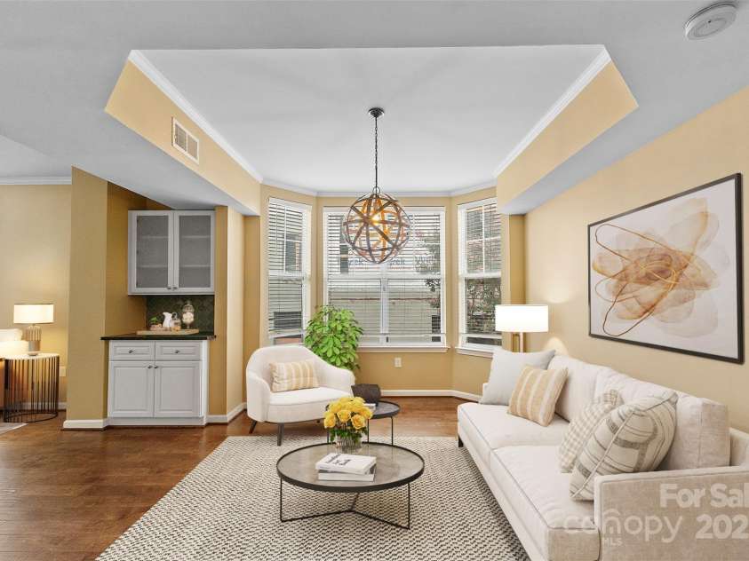 405 7th Street, Charlotte, NC 28202.  MLS# CAR4295582, YatesRealty ID 13571. Virtually Staged