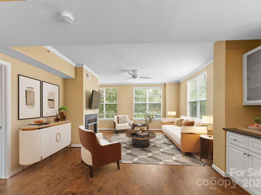 405 7th Street, Charlotte, NC 28202.  MLS# CAR4295582, YatesRealty ID 13571. Virtually Staged 