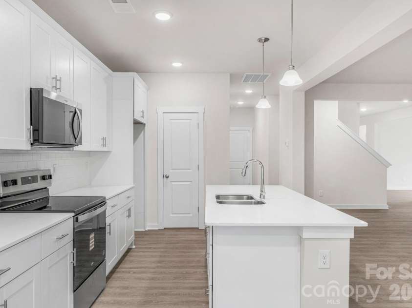 5624 Tipton Road, Monroe, NC 28112.  MLS# CAR4427682, YatesRealty ID 13571. Spacious kitchen