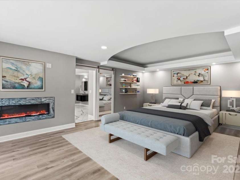 4129 Carnoustie Lane, Charlotte, NC 28210.  MLS# CAR4278123, YatesRealty ID 13572. 