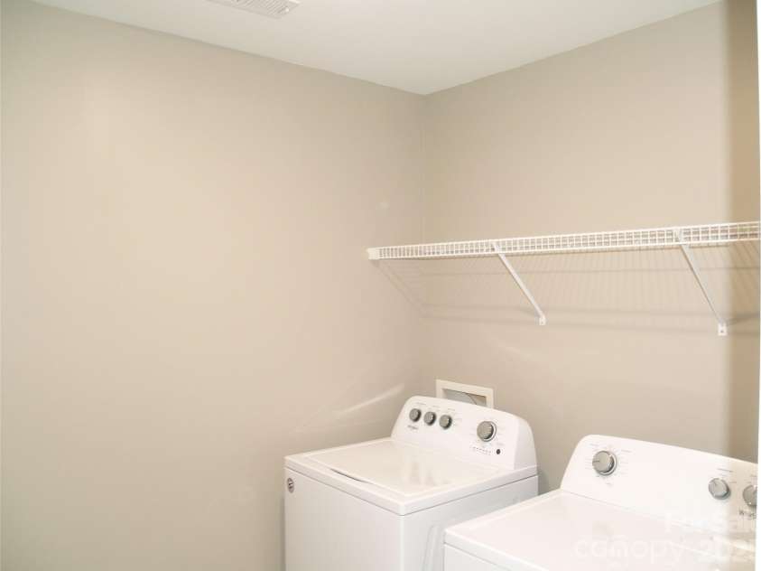 2504 Mcintosh Street, Dallas, NC 28034.  MLS# CAR4312194, YatesRealty ID 13573. 