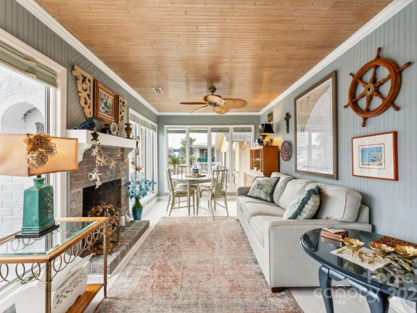 310 56th Avenue, North Myrtle Beach, SC 29582.  MLS# CAR4259090, YatesRealty ID 13573. 