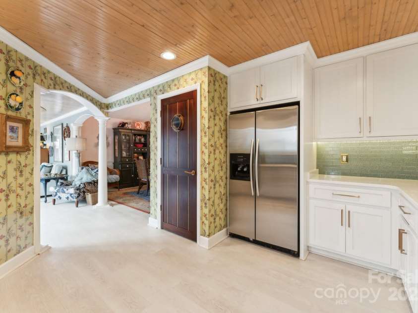 310 56th Avenue, North Myrtle Beach, SC 29582.  MLS# CAR4259090, YatesRealty ID 13573. 