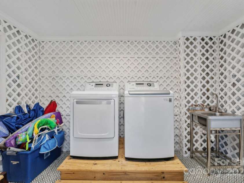 310 56th Avenue, North Myrtle Beach, SC 29582.  MLS# CAR4259090, YatesRealty ID 13573. 