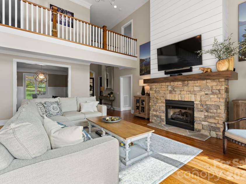 4628 Sierra View Drive, Denver, NC 28037.  MLS# CAR4348961, YatesRealty ID 13575. 