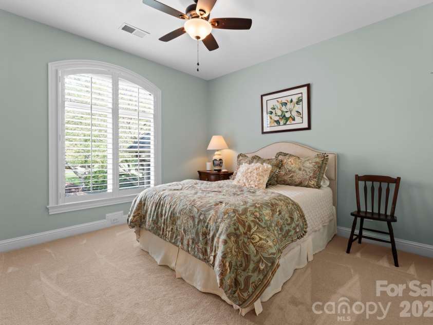 4628 Sierra View Drive, Denver, NC 28037.  MLS# CAR4348961, YatesRealty ID 13575. 