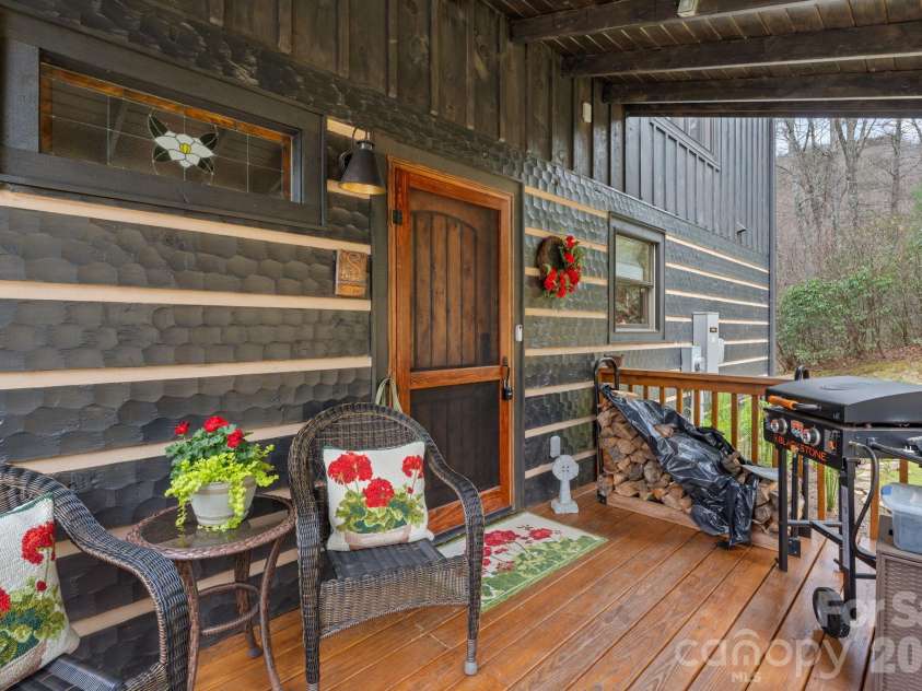 117 Deelani Trail, Fleetwood, NC 28626.  MLS# CAR4369729, YatesRealty ID 13577. 