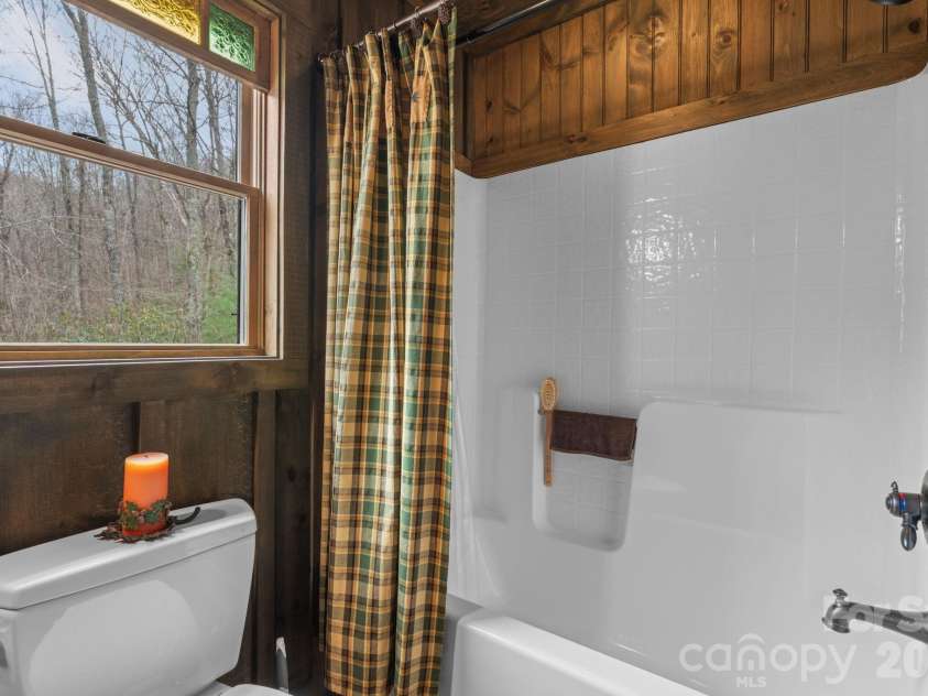 117 Deelani Trail, Fleetwood, NC 28626.  MLS# CAR4369729, YatesRealty ID 13577. 