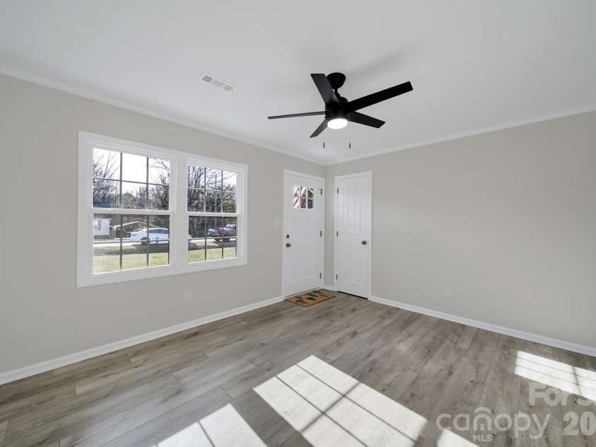2509 Oxford Circle, Lancaster, SC 29720.  MLS# CAR4324944, YatesRealty ID 13578. 