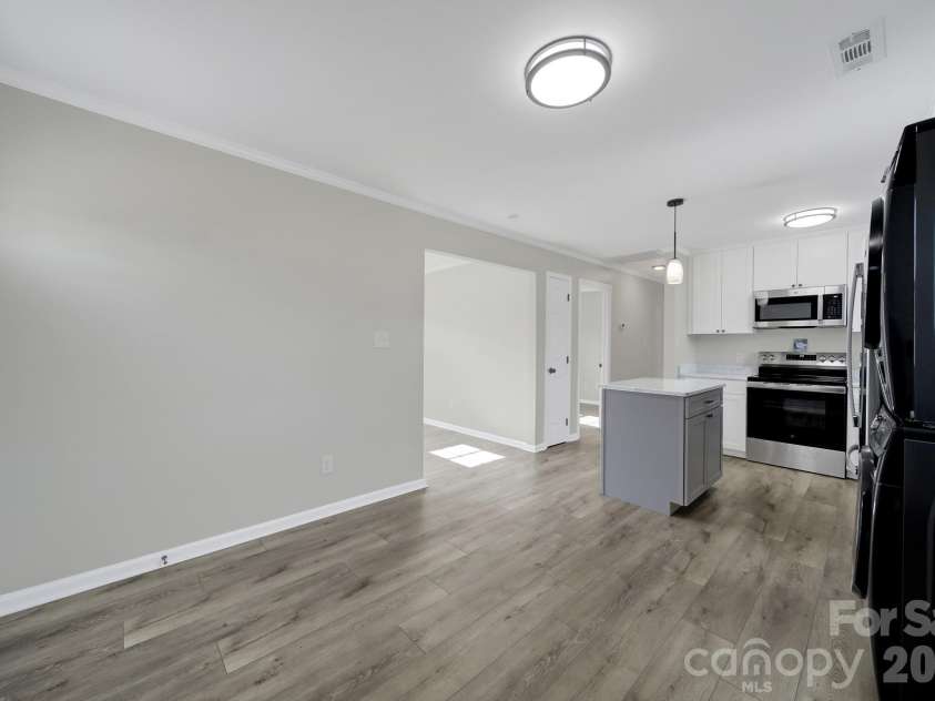 2509 Oxford Circle, Lancaster, SC 29720.  MLS# CAR4324944, YatesRealty ID 13578. 