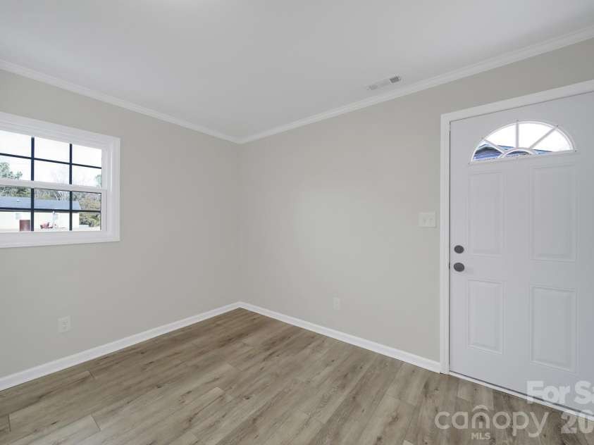 2509 Oxford Circle, Lancaster, SC 29720.  MLS# CAR4324944, YatesRealty ID 13578. 