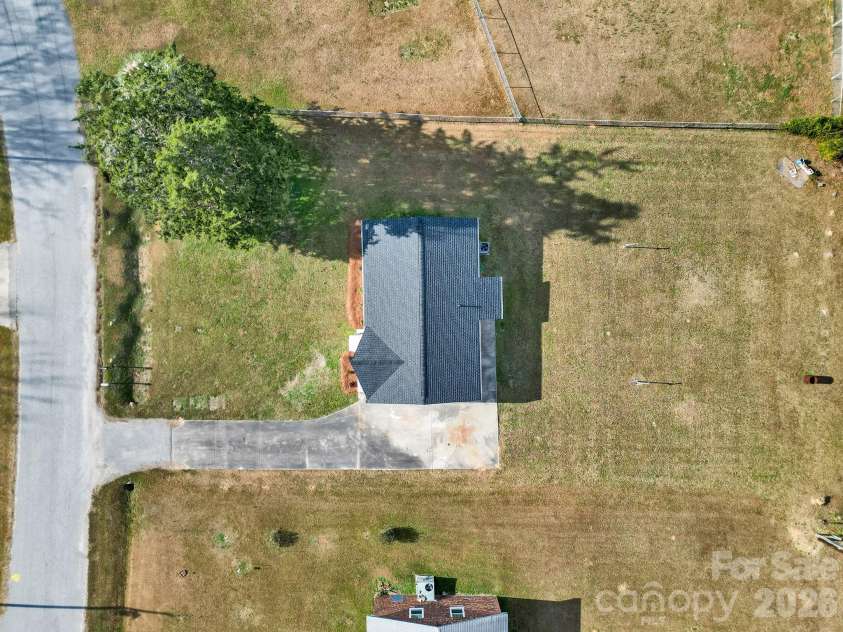 2509 Oxford Circle, Lancaster, SC 29720.  MLS# CAR4324944, YatesRealty ID 13578. 