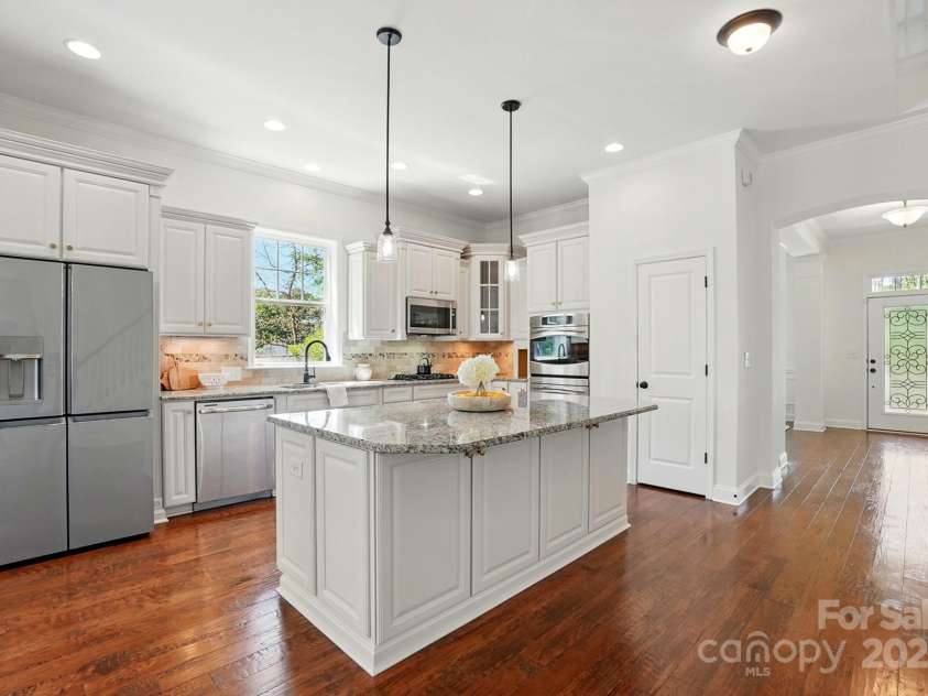 404 Brookridge Drive, Mount Holly, NC 28120.  MLS# CAR4245250, YatesRealty ID 13578. 