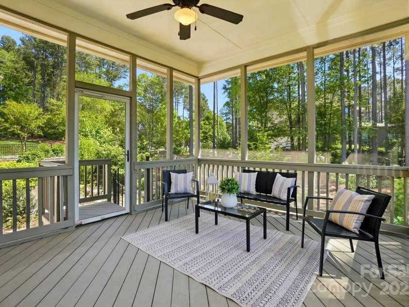 404 Brookridge Drive, Mount Holly, NC 28120.  MLS# CAR4245250, YatesRealty ID 13578. 