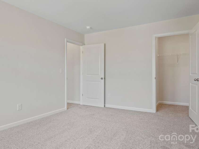 489 Fox Cove Road, Hendersonville, NC 28792.  MLS# CAR4129079, YatesRealty ID 13579. Photos are representative