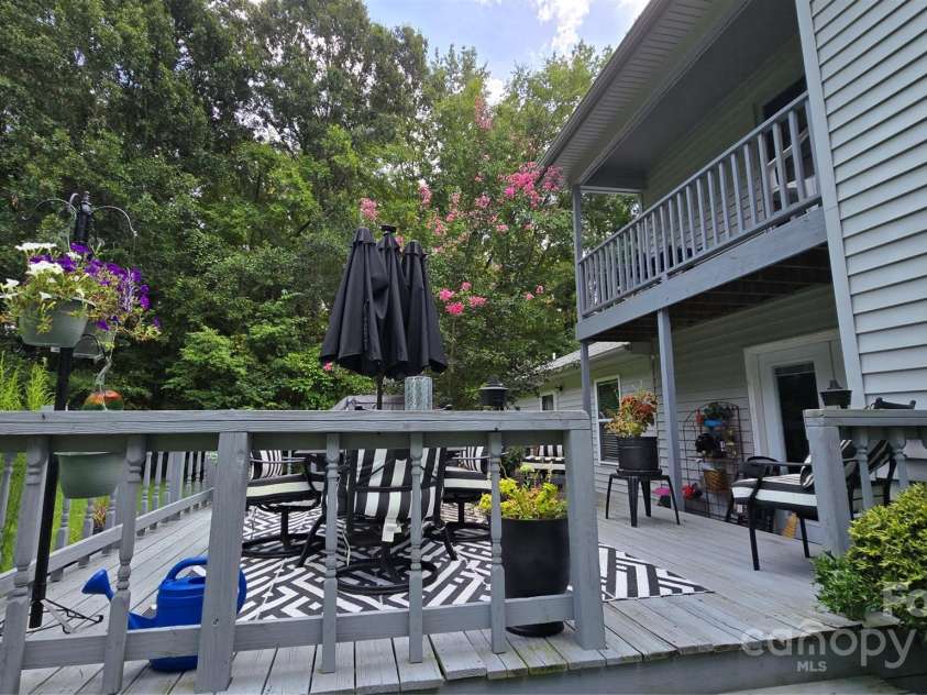 2715 Shandon Road, Rock Hill, SC 29730.  MLS# CAR4297172, YatesRealty ID 1358. 