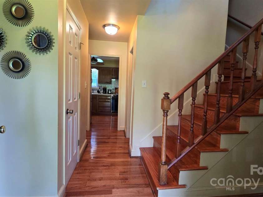 2715 Shandon Road, Rock Hill, SC 29730.  MLS# CAR4297172, YatesRealty ID 1358. Entry 