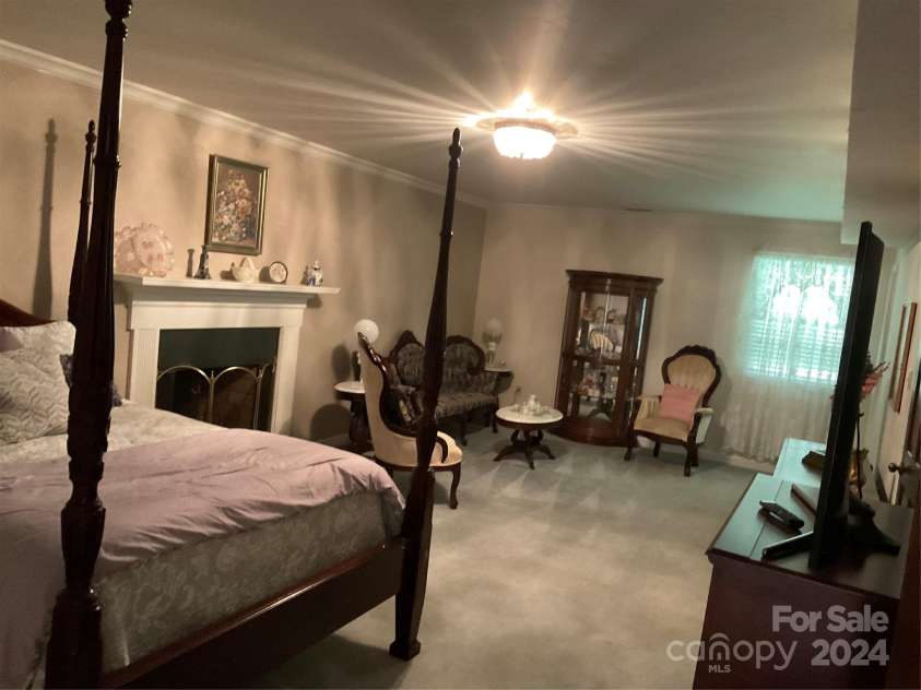 701 Whippoorwill Lane, Concord, NC 28025.  MLS# CAR4188719, YatesRealty ID 1358. Primary Bedroom