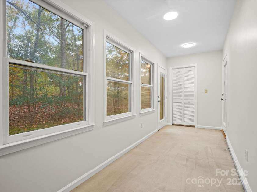 124 Ashleigh Court, Fort Mill, SC 29715.  MLS# CAR4202897, YatesRealty ID 13580. 