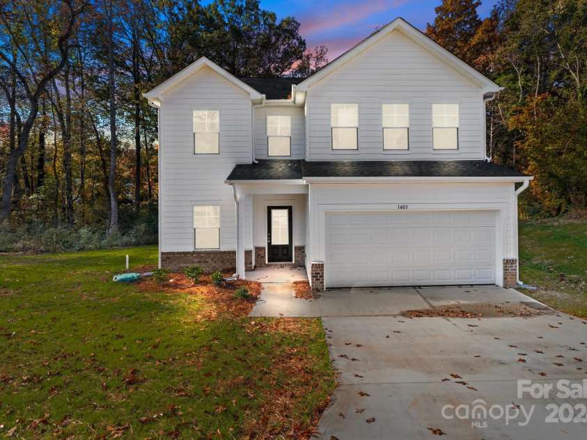 1403 Gentry Place, Salisbury, NC 28146.  MLS# CAR4197368, YatesRealty ID 13582. 