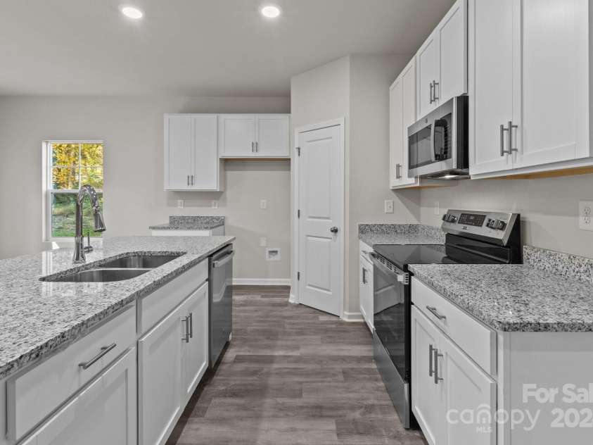 1403 Gentry Place, Salisbury, NC 28146.  MLS# CAR4197368, YatesRealty ID 13582. 