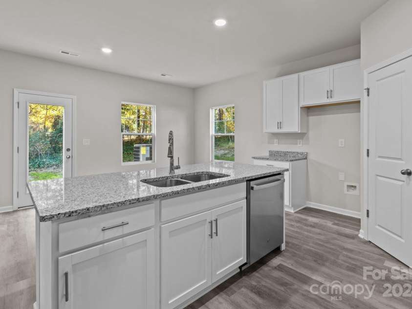 1403 Gentry Place, Salisbury, NC 28146.  MLS# CAR4197368, YatesRealty ID 13582. 