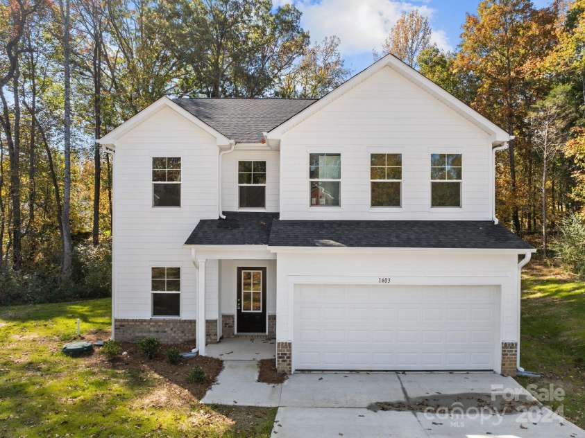 1403 Gentry Place, Salisbury, NC 28146.  MLS# CAR4197368, YatesRealty ID 13582. 
