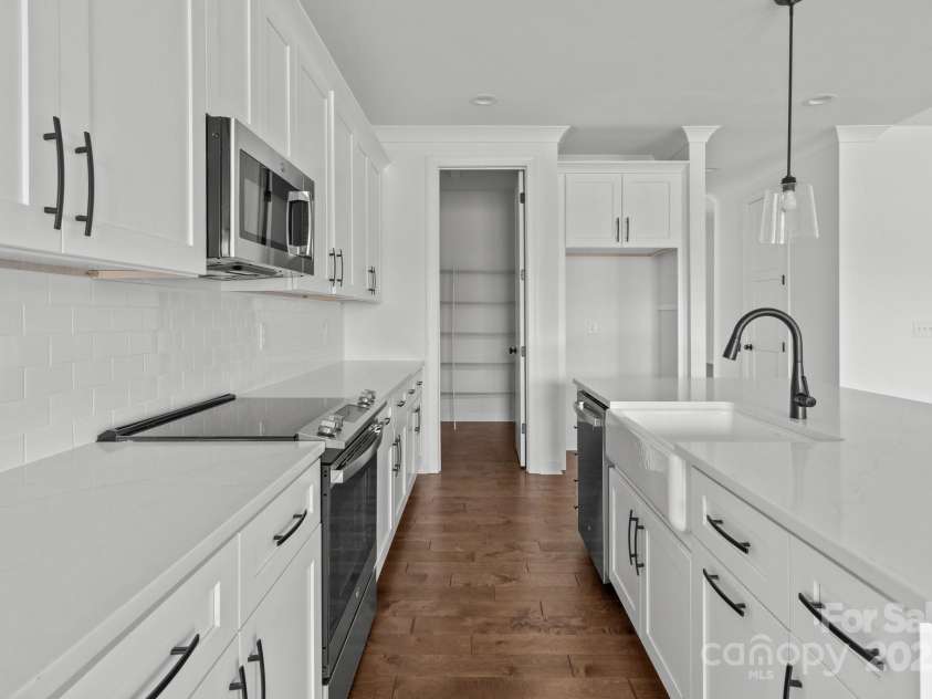 210 Goldenrod Circle, Salisbury, NC 28147.  MLS# CAR4247714, YatesRealty ID 13583. 