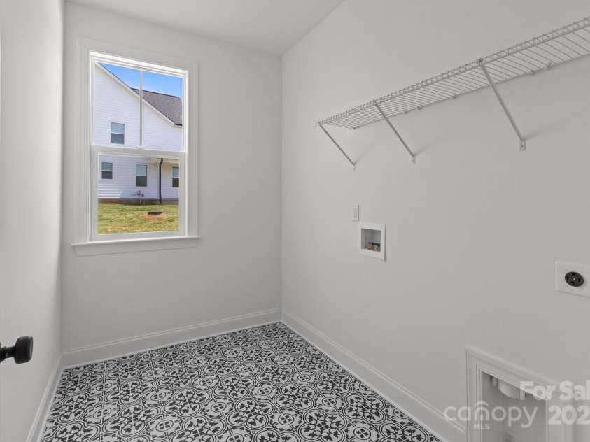 210 Goldenrod Circle, Salisbury, NC 28147.  MLS# CAR4247714, YatesRealty ID 13583. 