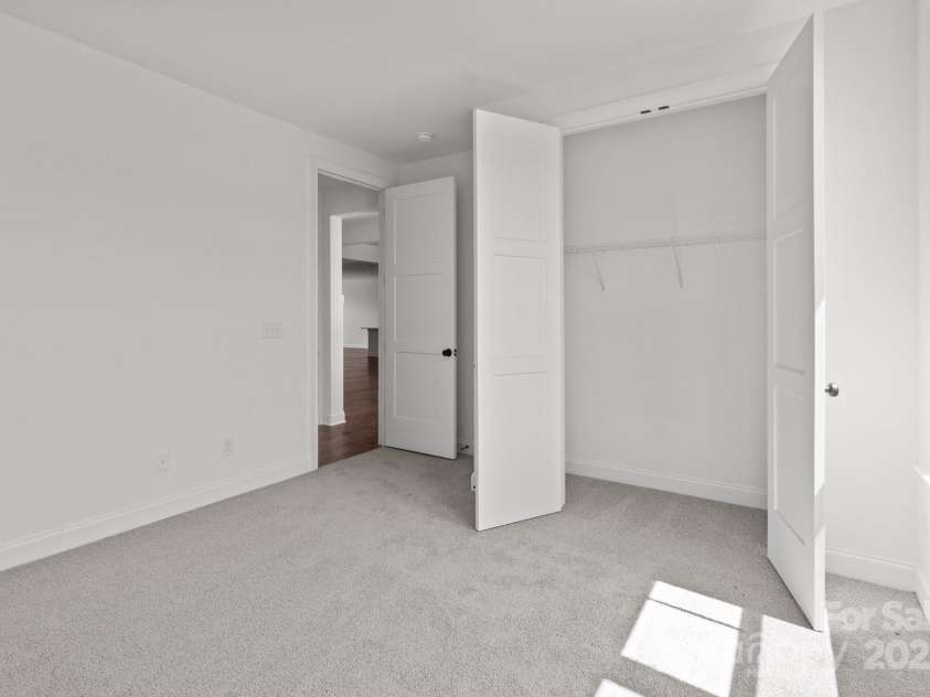 210 Goldenrod Circle, Salisbury, NC 28147.  MLS# CAR4247714, YatesRealty ID 13583. 